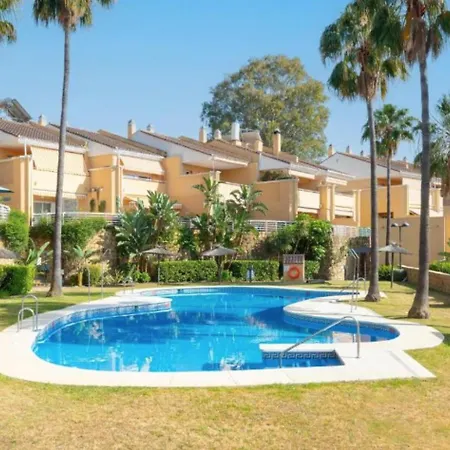 Atico 2 Piscina Y Parking Daire