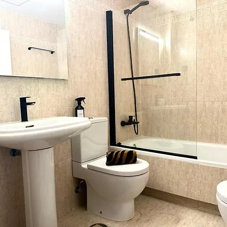 Daire Atico 2 Piscina Y Parking Marbella